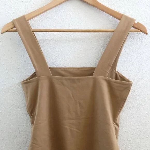 NUUDS Square Neck Tank Bodysuit‎ Size Medium - Picture 4 of 9
